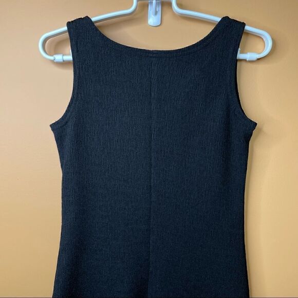 ACCOMPLICE Women’s Classic Little Black Round Neck Sleeveless Dress in Medium - Picture 6 of 7